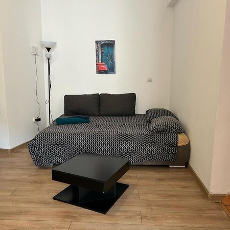 Magheru City Center Studio Apartment Bucharest Exterior photo
